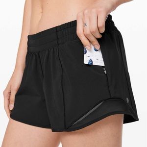 Lululemon Hotty Hot Shorts II *Long 4”